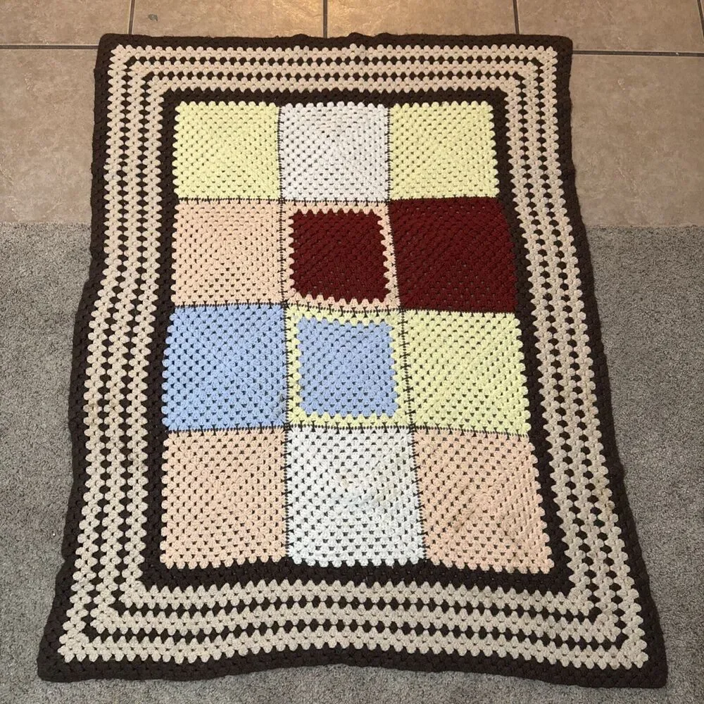 Crocheted Organic Afghan Granny Squares Lap‎ Crib Baby Nursery Blanket 54”x42”